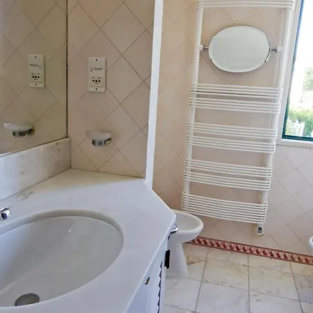 Nena Villa Vilamoura